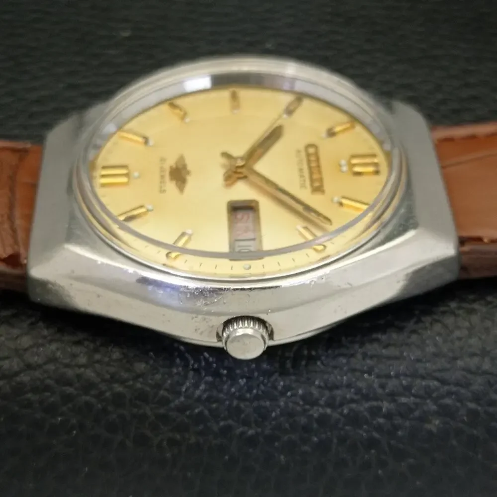 Vintage 1974 Citizen Automatic Mens Silver Watch W/daydate & Gold accents